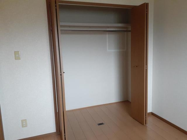 収納　たっぷりとした収納スペースです