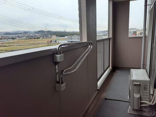 バルコニー　落ち着いた時間を過ごせるバルコニーです