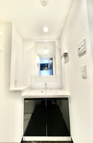 洗面設備　※同タイプ参考写真