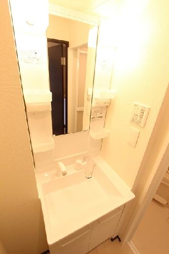 洗面設備　独立洗面台