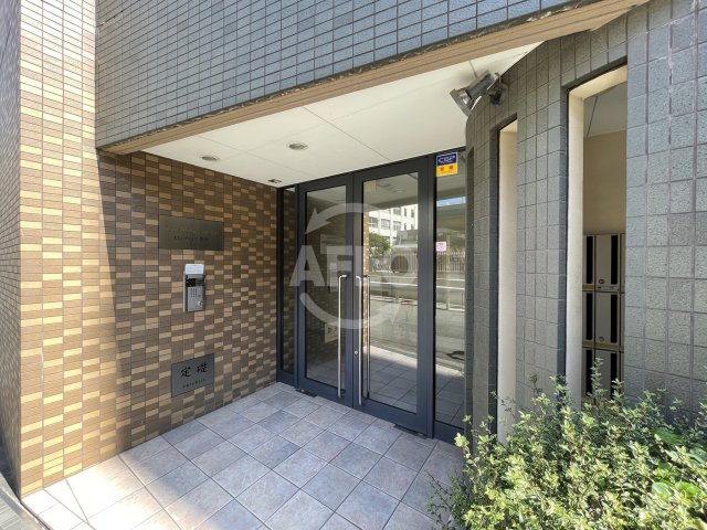 エントランス　セレンディップ鷺洲　エントランス