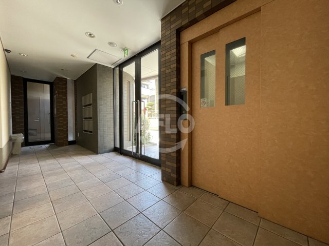 ロビー　セレンディップ鷺洲　ロビー