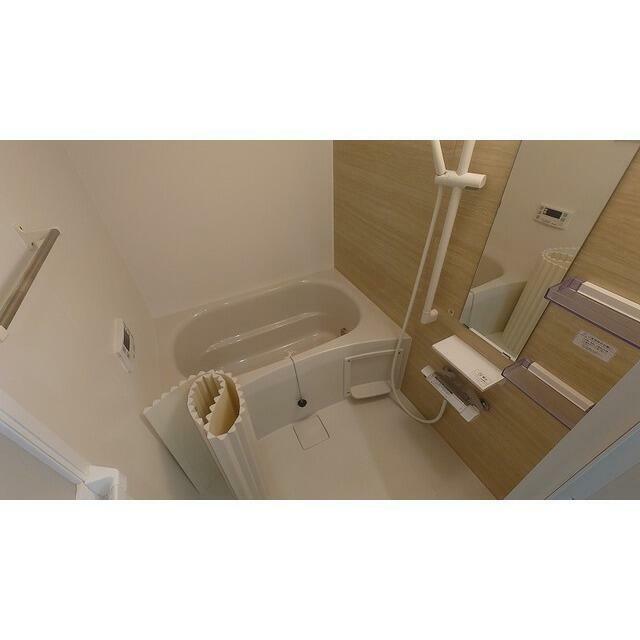 バス・シャワールーム　写真は他部屋