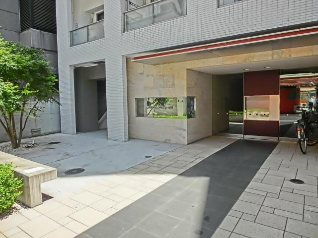 エントランス　★緑あふれるエントランス★