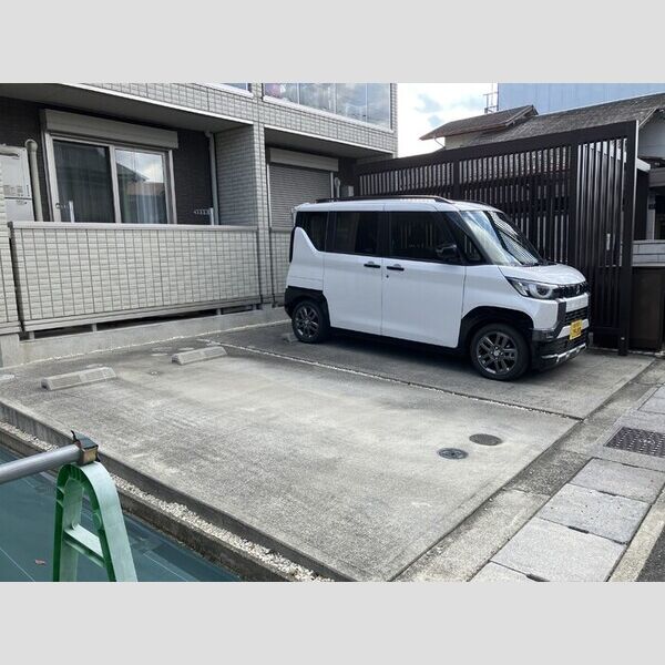 その他　駐車場
