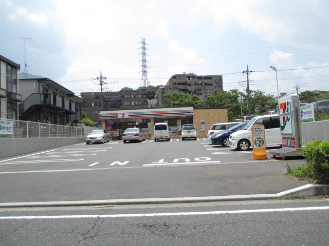 コンビニ　セブンイレブン横浜榎が丘店（コンビニ）まで436m
