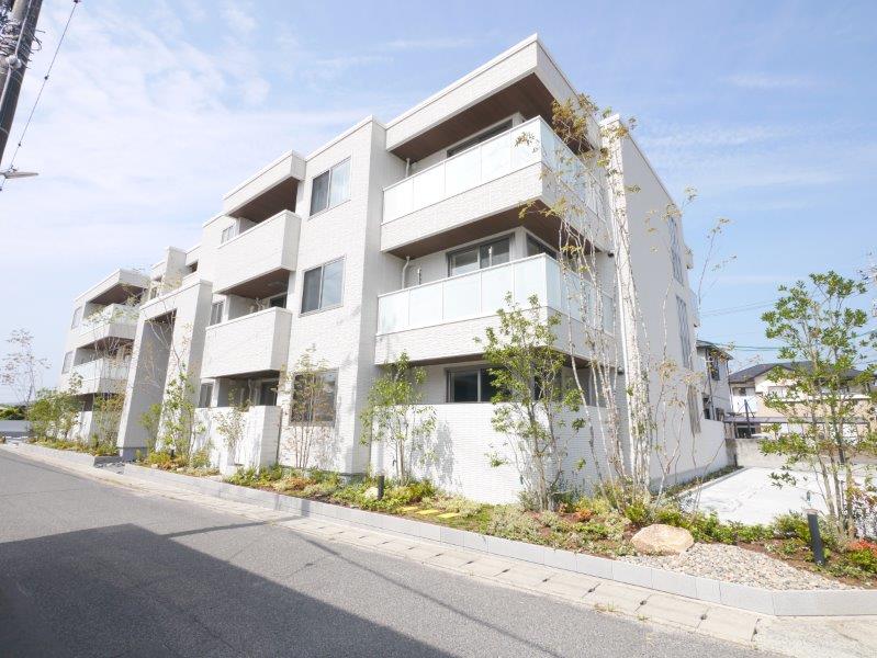 建物外観　Nスタイルホームにお任せ下さい♪