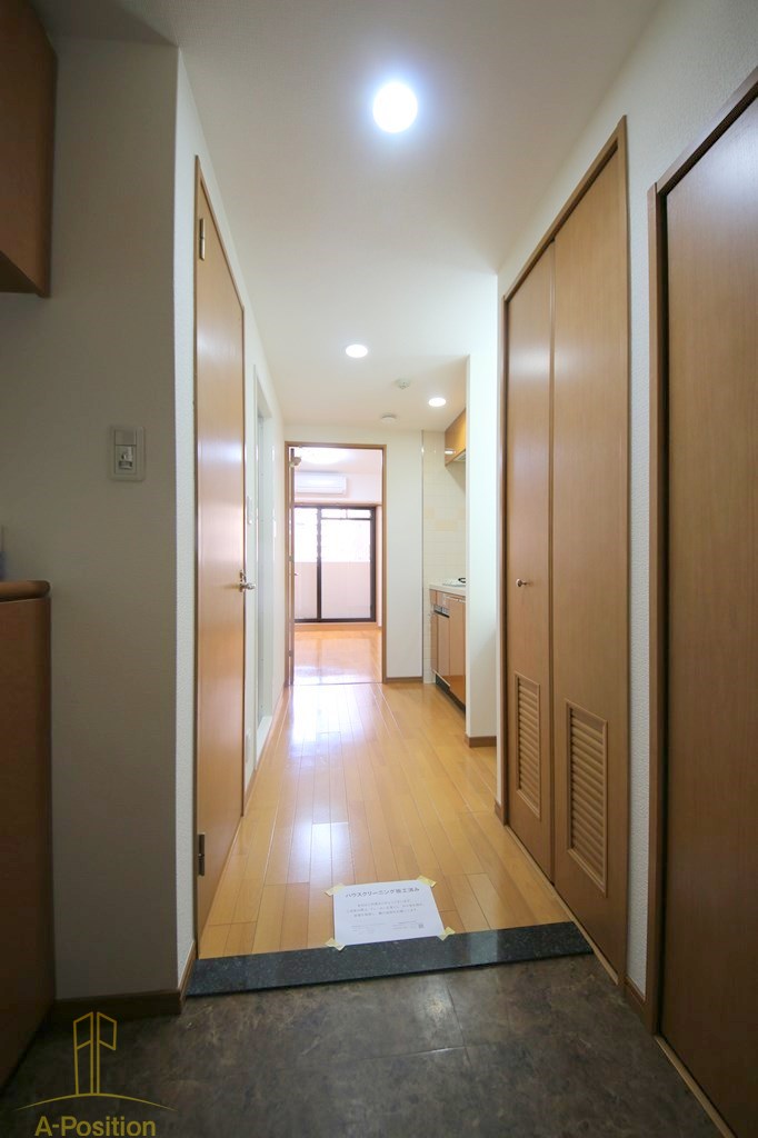 玄関　プレサンス東本町