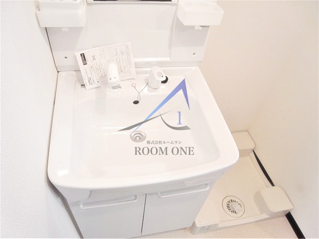 洗面設備　独立洗面台です。