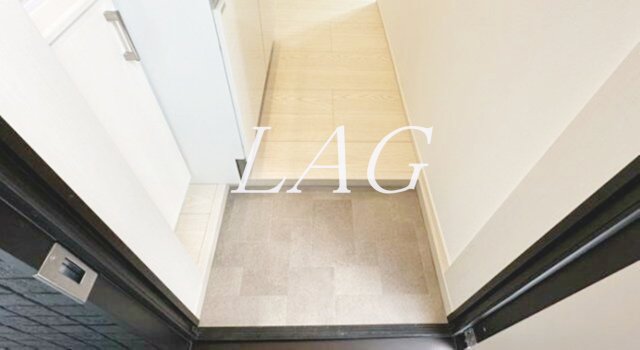 玄関　玄関です。（同仕様設備）