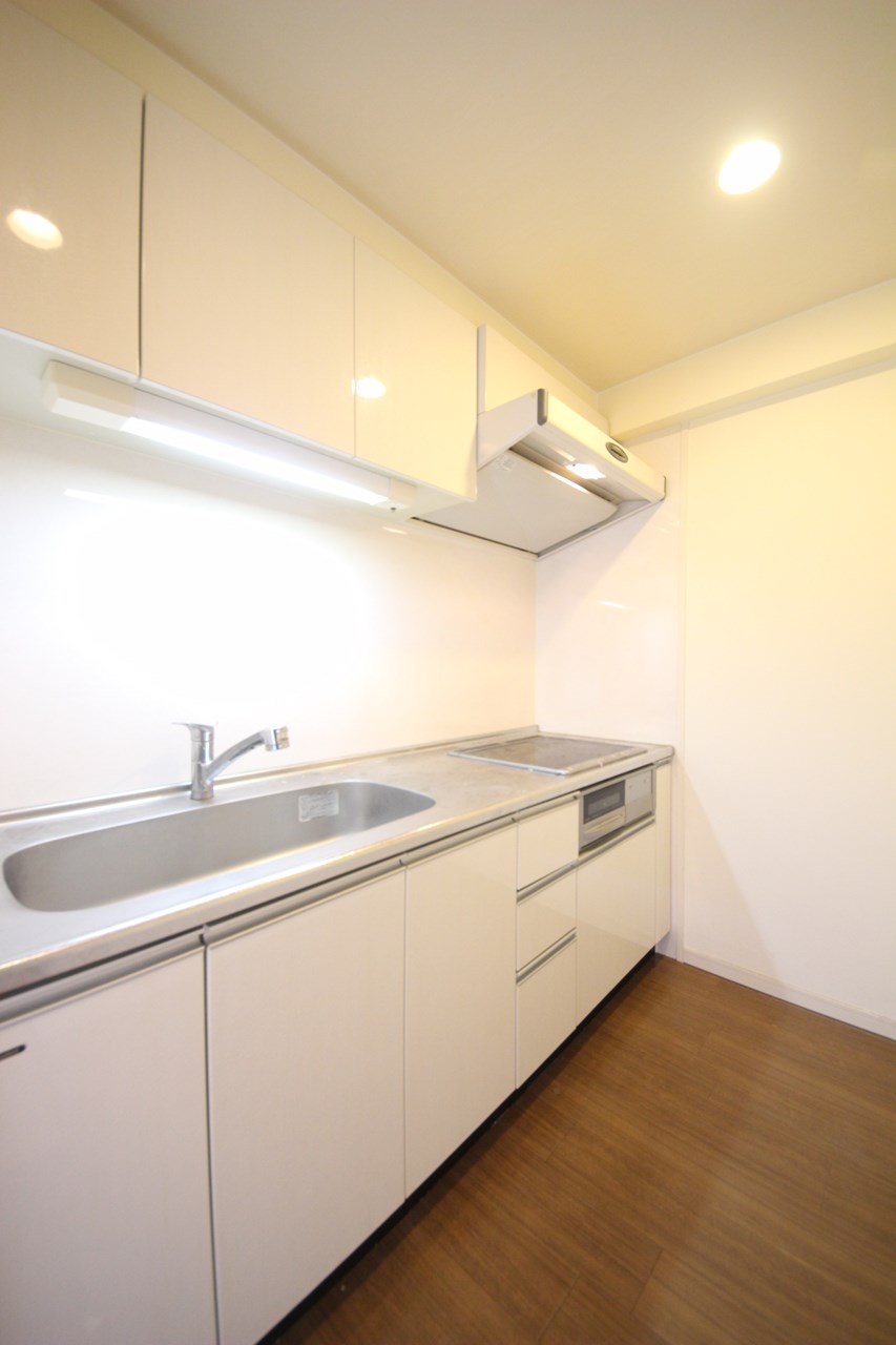 キッチン　写真は別タイプとなります。
