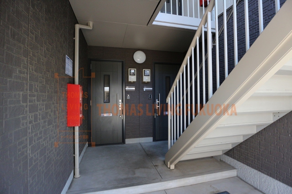 エントランス　※写真を準備中のため、同シリーズの写真をご参照下さい。