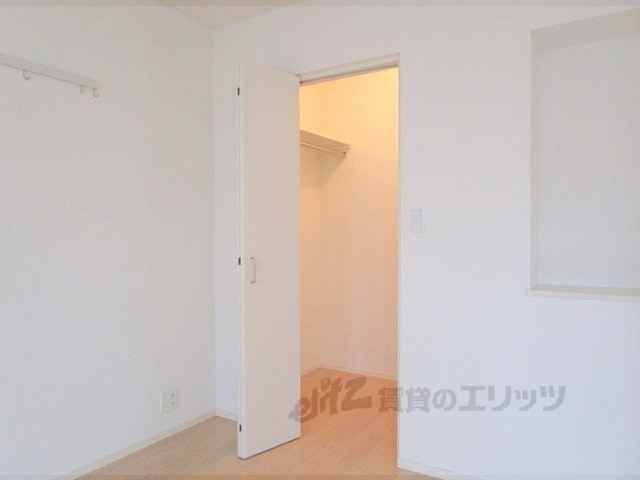 収納　洋室収納