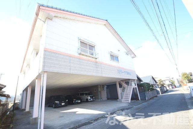 建物外観　外観は落ち着いています