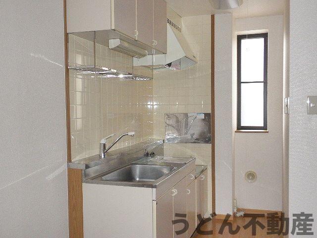 キッチン　うどん県のお部屋探しはうどん不動産へ うどんちゃんとLINE