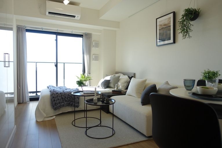 居室・リビング　※モデルルーム参考写真 　家具家電配置例