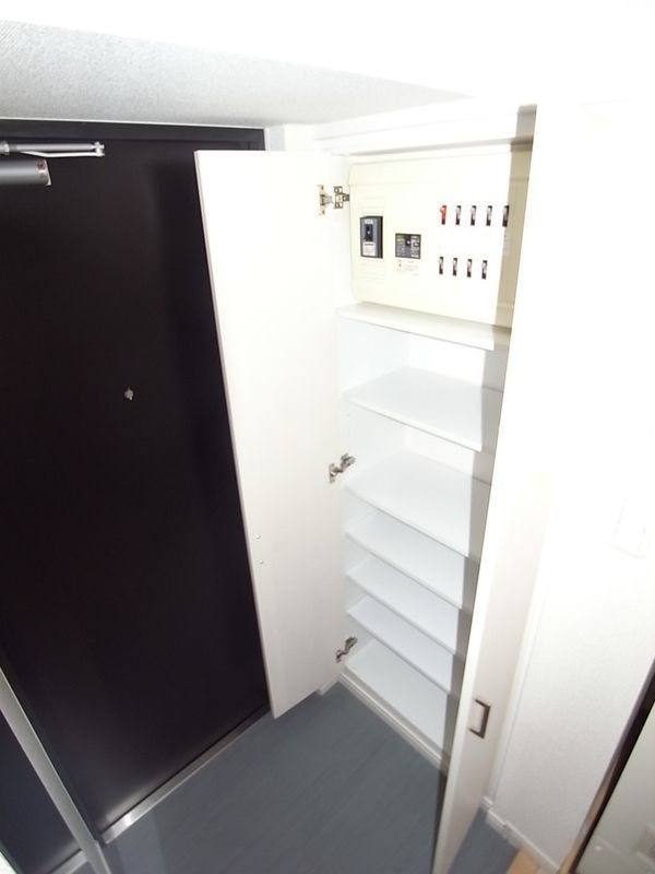 玄関　※別号室画像参照