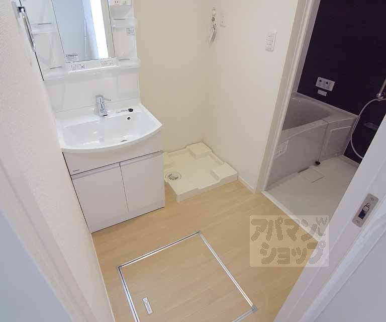 洗面設備　洗面脱衣場です。