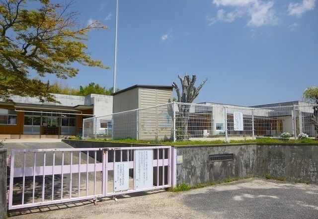 幼稚園・保育園　高屋東保育所（幼稚園・保育園）まで70m