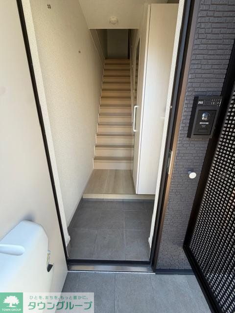 玄関　設備