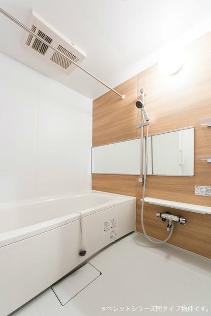 バス・シャワールーム　写真は類似