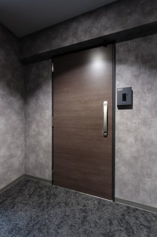 玄関　※写真は同タイプ住戸です。