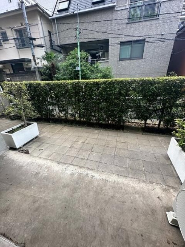 バルコニー　ラティエラ白金高輪