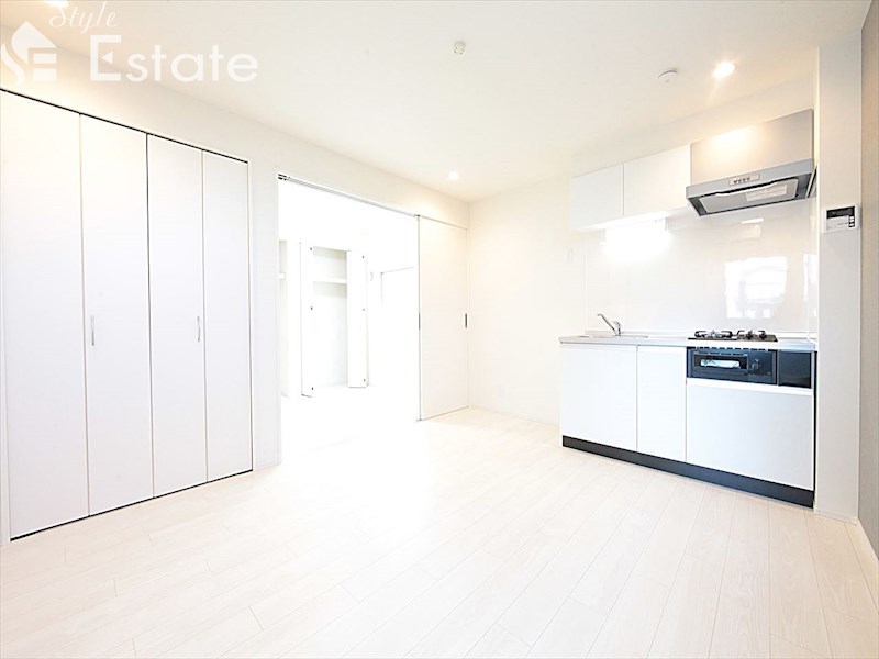 居室・リビング　内装