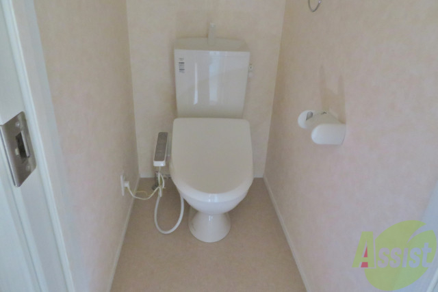 トイレ　トイレの空間が広々していてのんびりできますね。