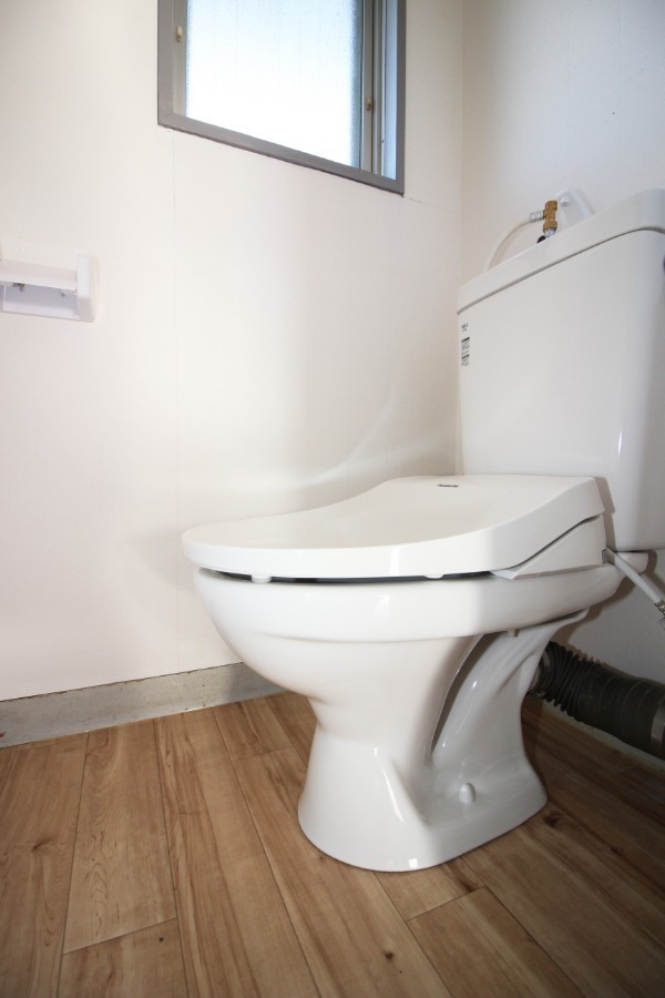 トイレ　トイレ温水洗浄便座