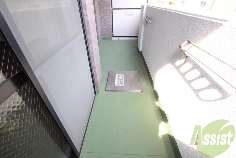 バルコニー　バルコニー広々