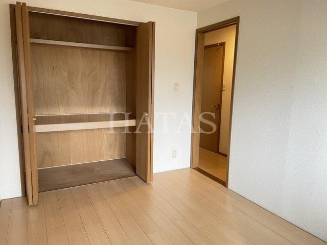 収納　同物件別部屋です（間取り反転）