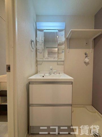 洗面設備　別号室イメージの為、現状を優先致します。