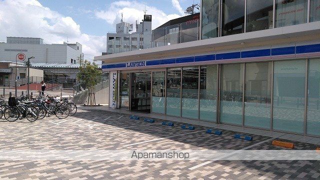 コンビニ　ローソン　狭山市駅西口店（コンビニ）まで450m