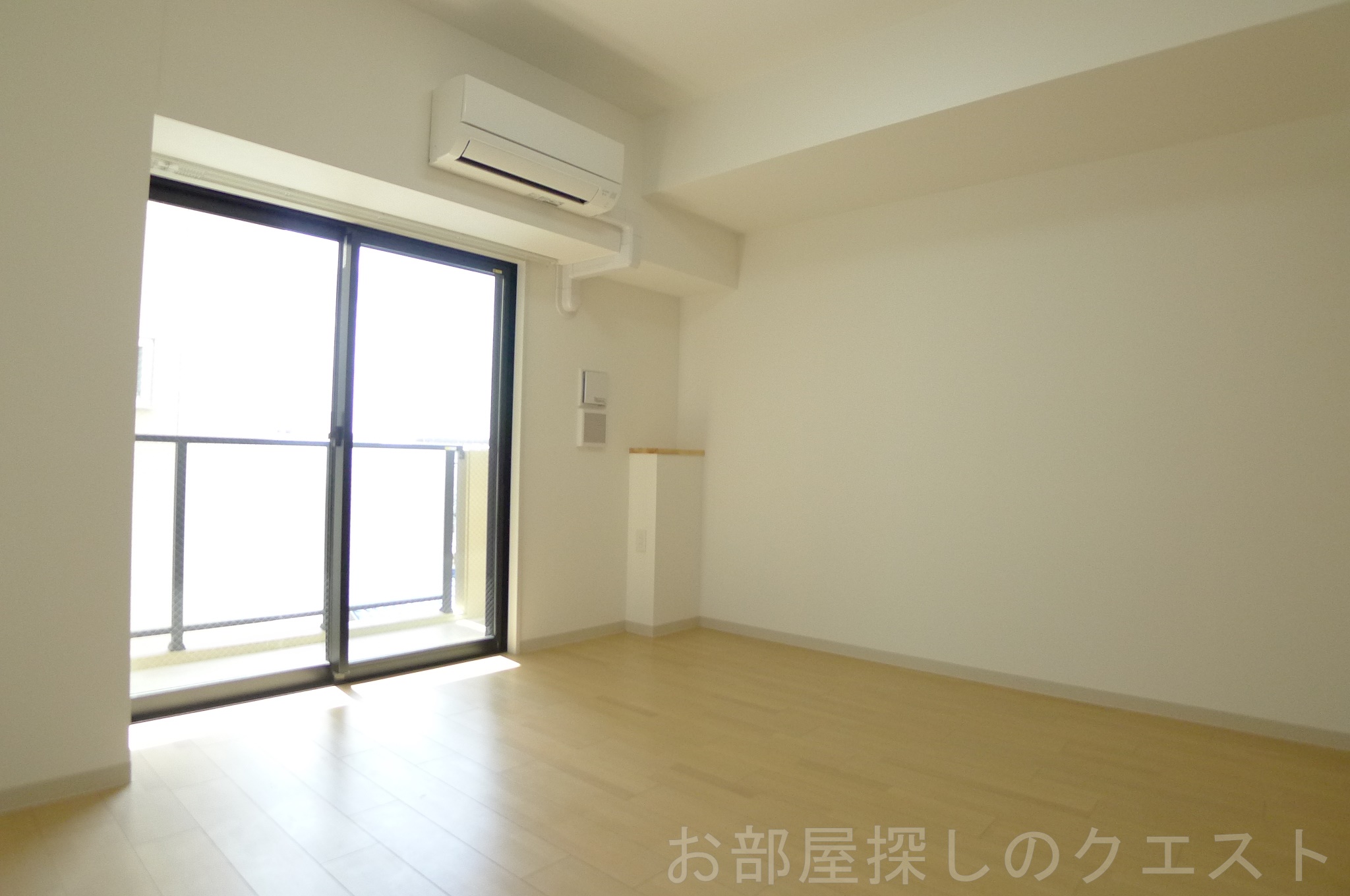 居室・リビング　（写真は同タイプ）