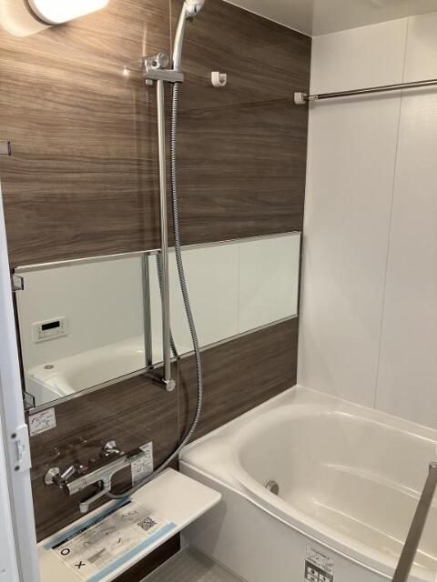 バス・シャワールーム　☆ゆったりくつろげるお風呂☆