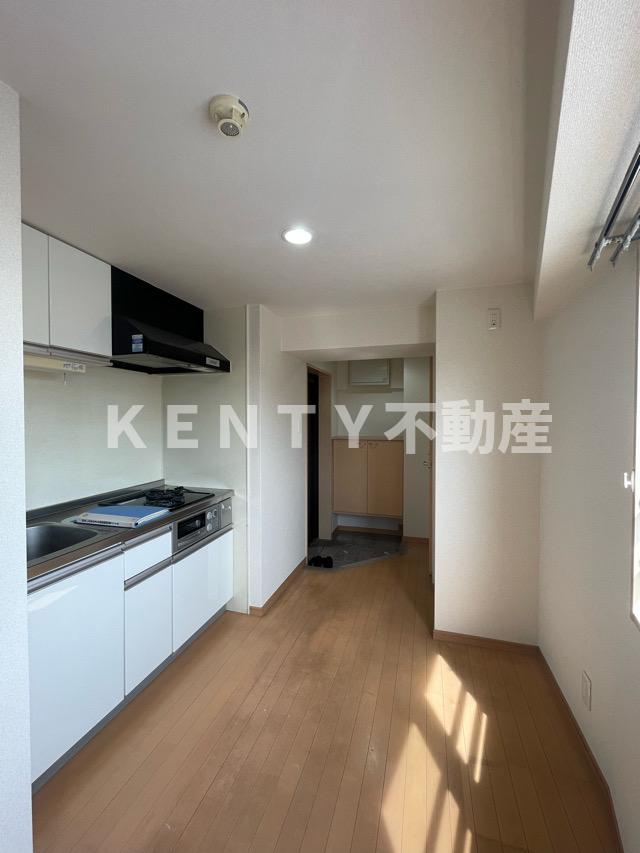 その他　独立洗面化粧台が付いています