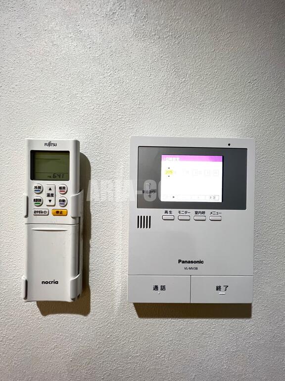 セキュリティ　録画機能付きTVモニターホンで外出時の訪問者も確認できます！