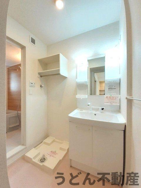 洗面設備　うどん県のお部屋探しはうどん不動産へ うどんちゃんとLINE