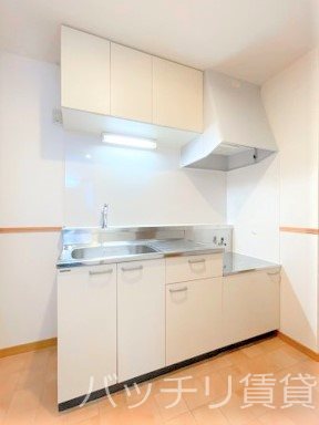 キッチン　別号室の画像。現況優先