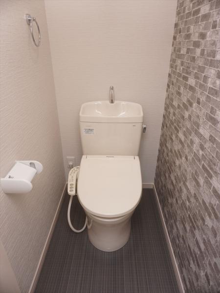 トイレ　トイレ