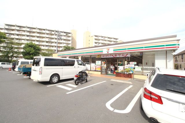コンビニ　セブンイレブン川崎久末北店（コンビニ）まで120m