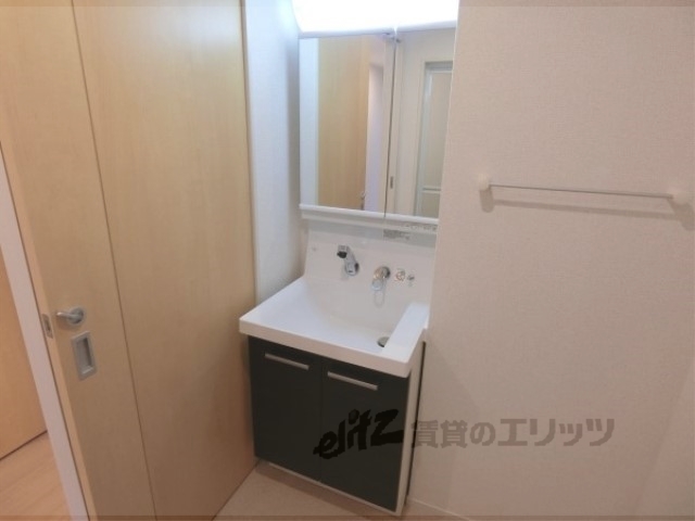 洗面設備　独立洗面台