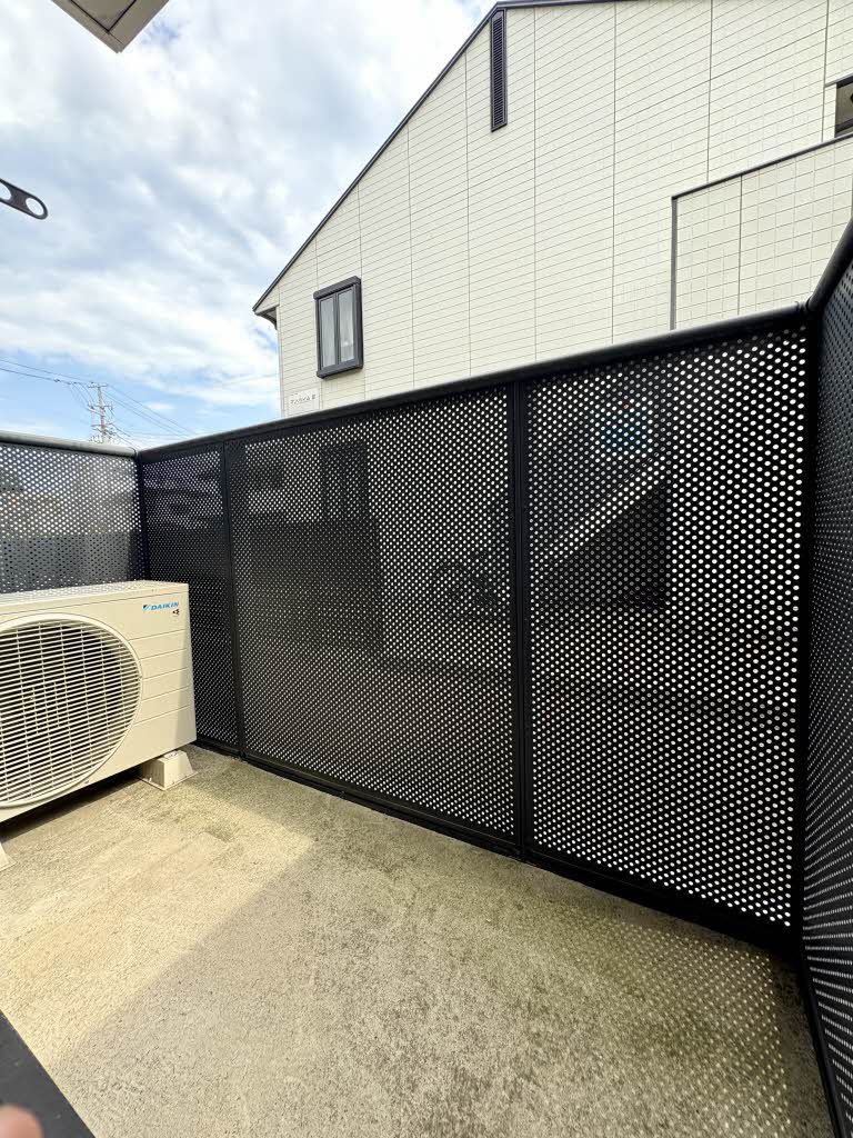 バルコニー　バルコニー