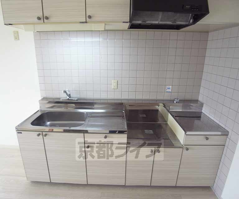 キッチン　広いキッチン・使い勝手良好・