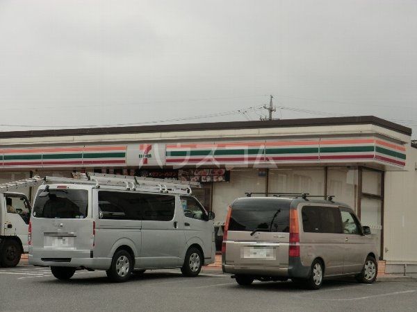 コンビニ　セブン-イレブン春日井高山町店（コンビニ）まで539m