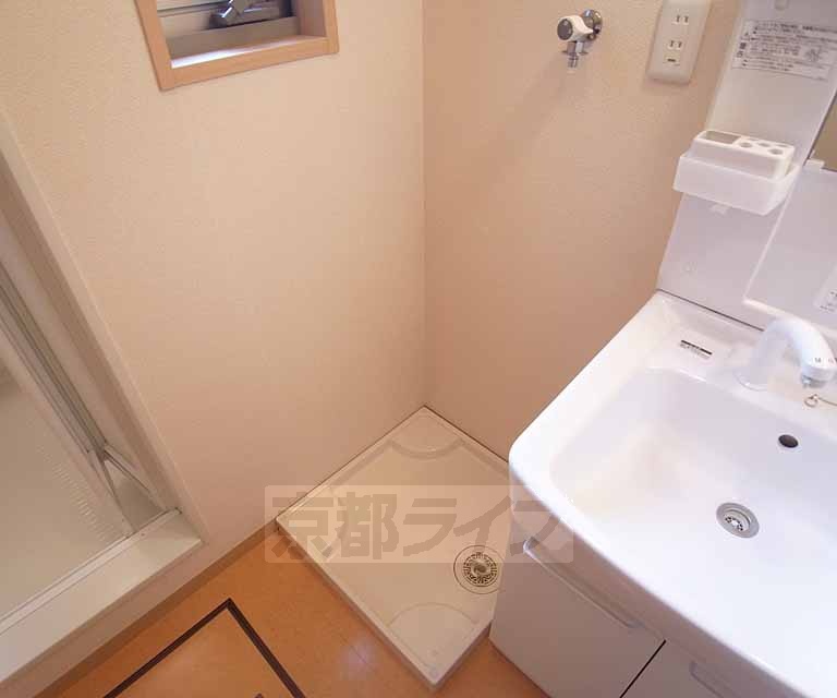 その他設備　脱衣所に室内洗濯機置き場有りです。