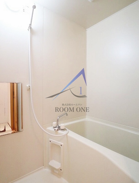 バス・シャワールーム　お風呂です。