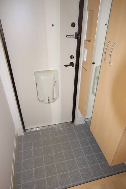 玄関　他室転用