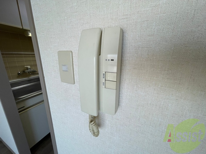 セキュリティ　インターホンは通話ができるので急な訪問があっても安心です。